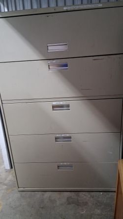 Filling cabinet