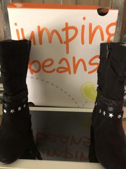 Adorable black boots