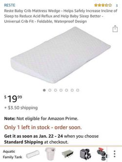 Baby crib mattress wedge