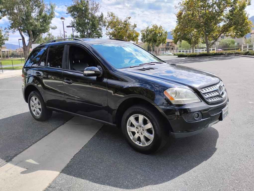 MERCEDES BENZ GL (contact info removed)