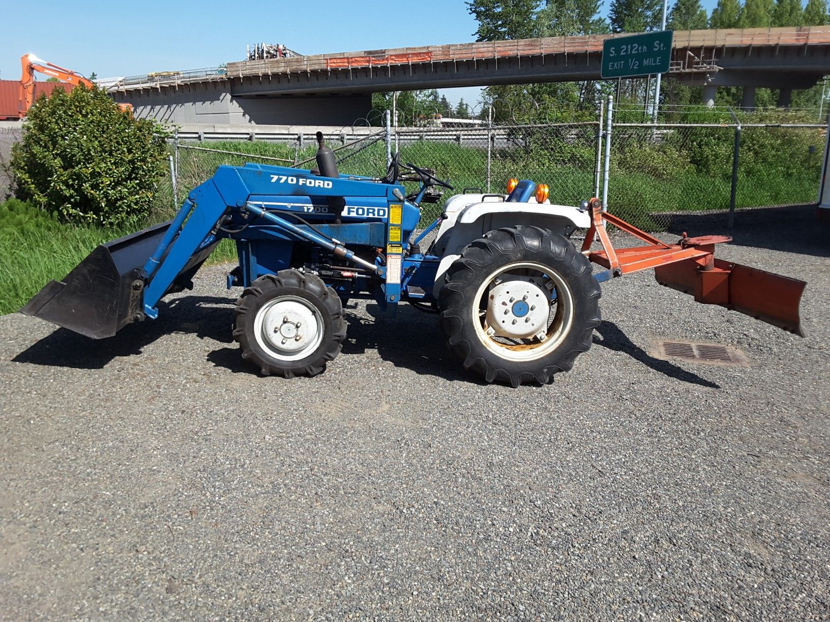 Ford 1700 4X4 Diesel Compact Tractor with Ford 770 Loader for Sale in