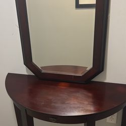 Entry Table And Mirror 