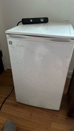 Mini Fridge