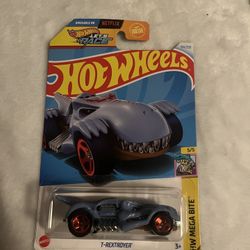 Hot Wheels T-Rextroyer 