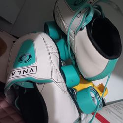 skates size 8 adults or youth 