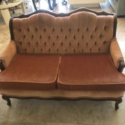 SETTEE, SOFA, SETTEE !!!