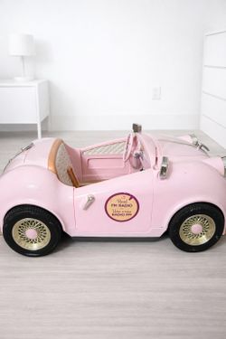 American Girl Pink Convertible Car – Vintage Style Doll Vehicle with Real FM Radio