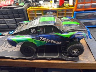 Traxxas slash 4x4