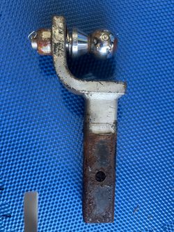 2” Trailer Hitch Ball Mount w/ Ball