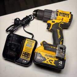 Dewalt 20v HammerDrill Kit XR