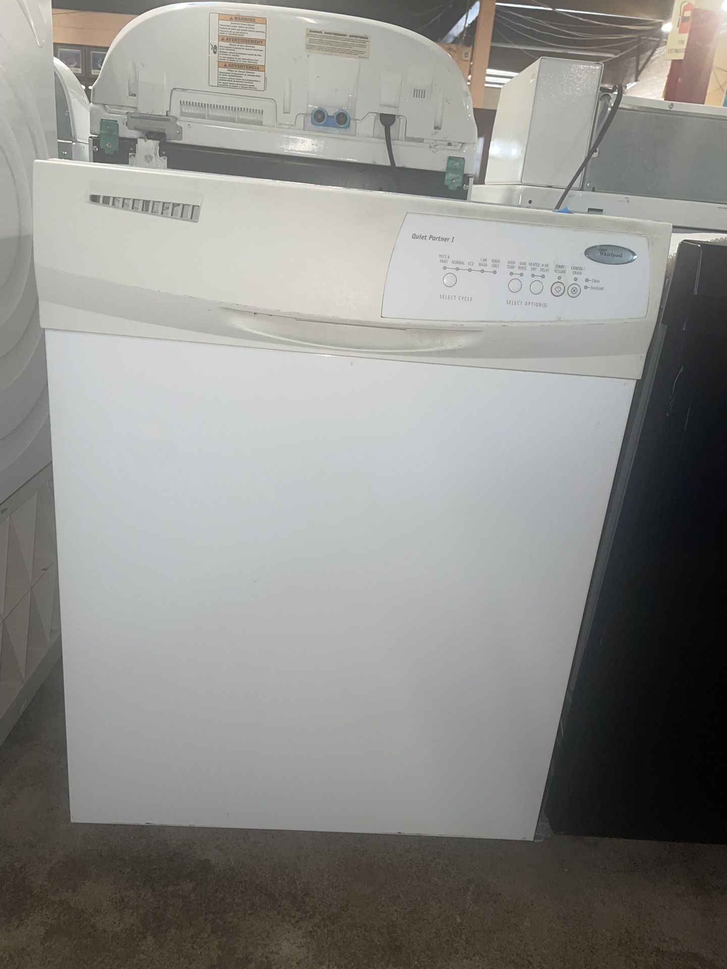 Whirlpool Quiet Partner Dishwasher H 34.5 x W23.5 x D 24.5