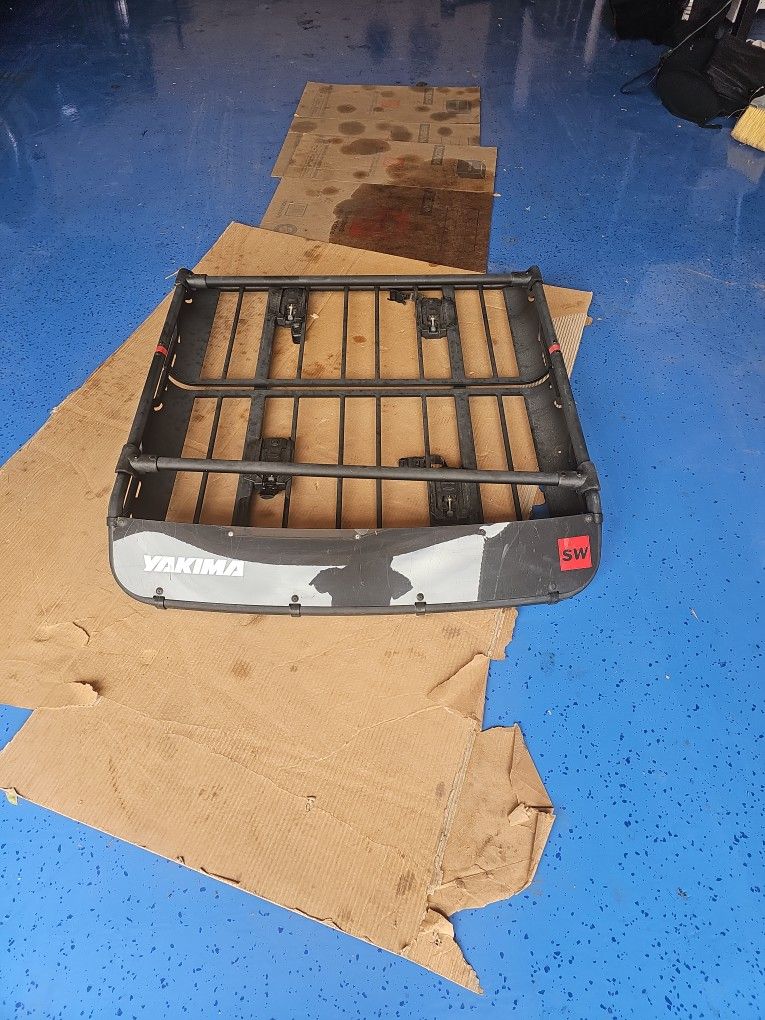 Yakima Premium Off-grid Load Basket