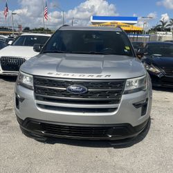 2019 Ford Explorer XLT 