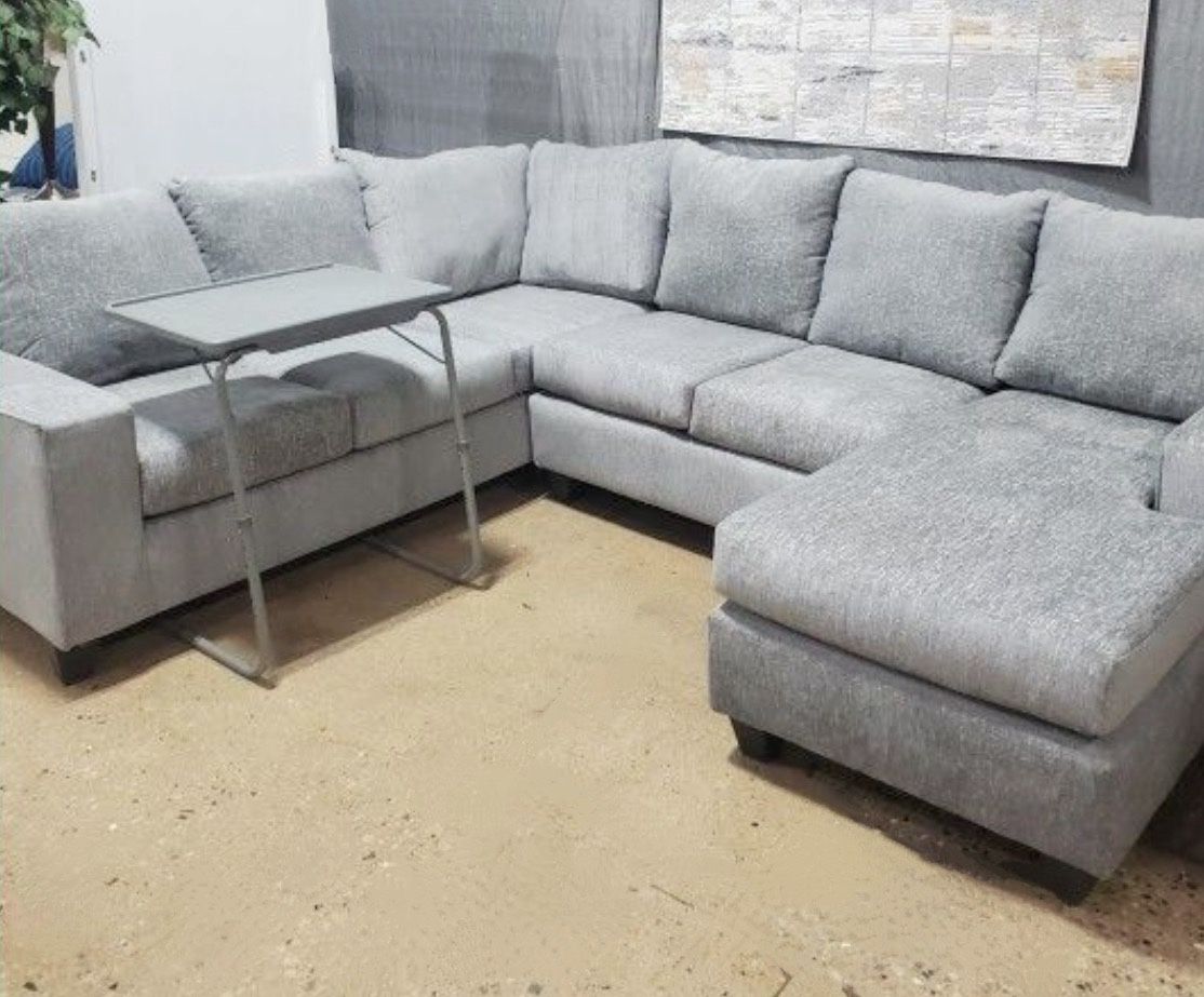 New Gray Grey Fabric 2 Pc Sofa Sectional With Reversible Chaise & Decorative Throw Pillows