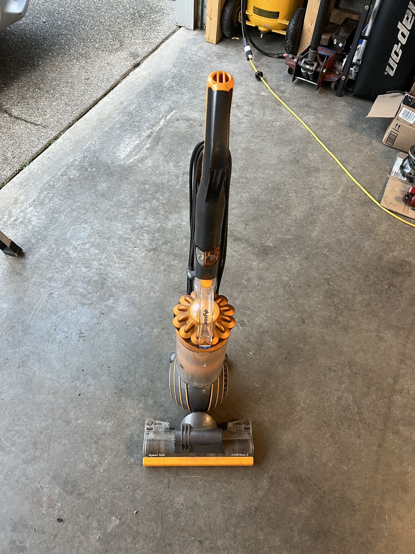 Dyson Ball Vacuum 