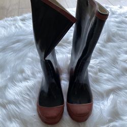 VTG Northside 100% waterproof rubber rain boots size 4 steel shank