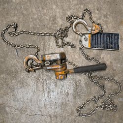 Harrington 1/2 Ton Hoist