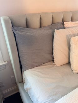 PB Teen Avalon Channel Stitch Bed, Full Size Bed