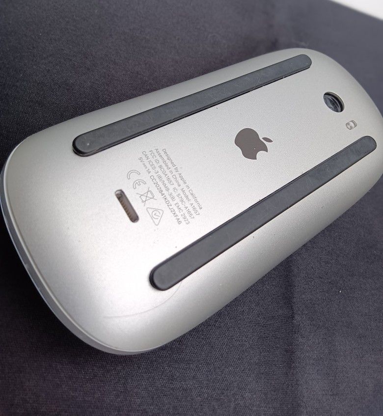Apple Magic Mouse 2 - With Charging Cable