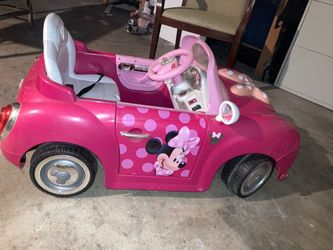 Mini mouse car