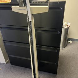 Healthometer Medical Beam Scale / Physician Weight Scale