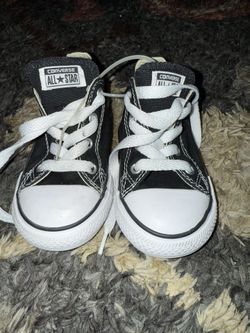 Converse Toddler Size 9