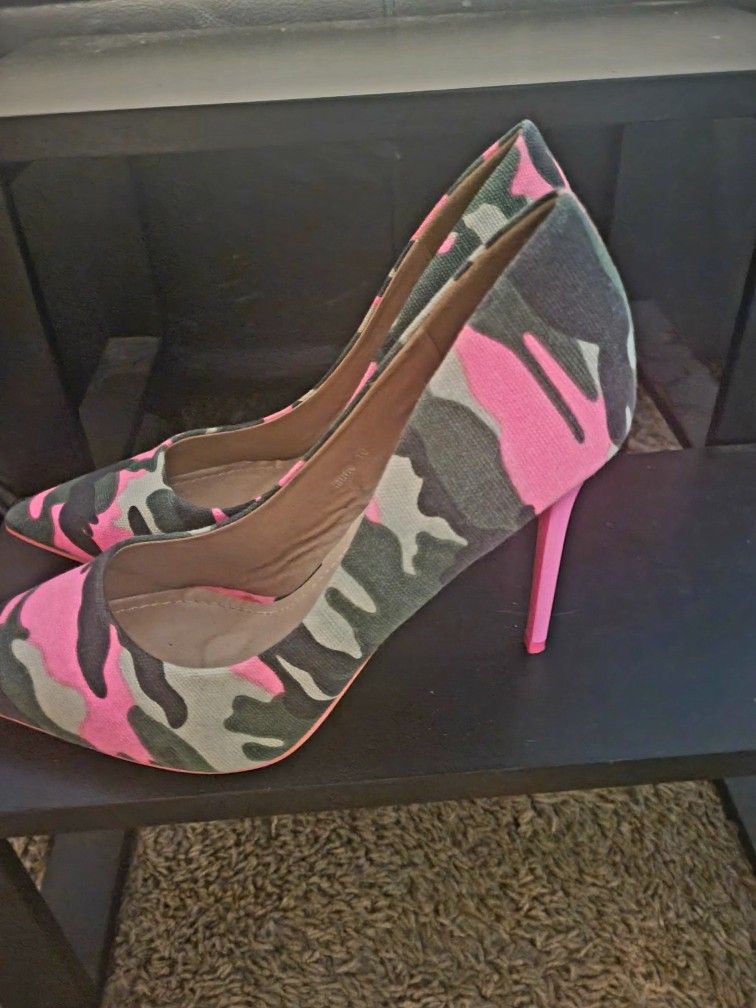 Women's Heels-Never Worn