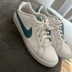 White And Teal Nike 