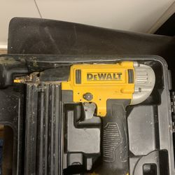 Dewalt Brad Nailer 