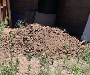 Free dirt