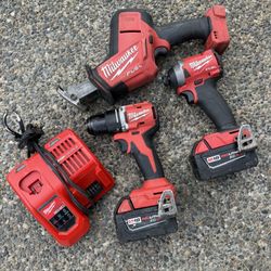 Milwaukee M18 Fuel Drill Set 