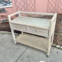 Henry Link Wicker Server With Glasstop