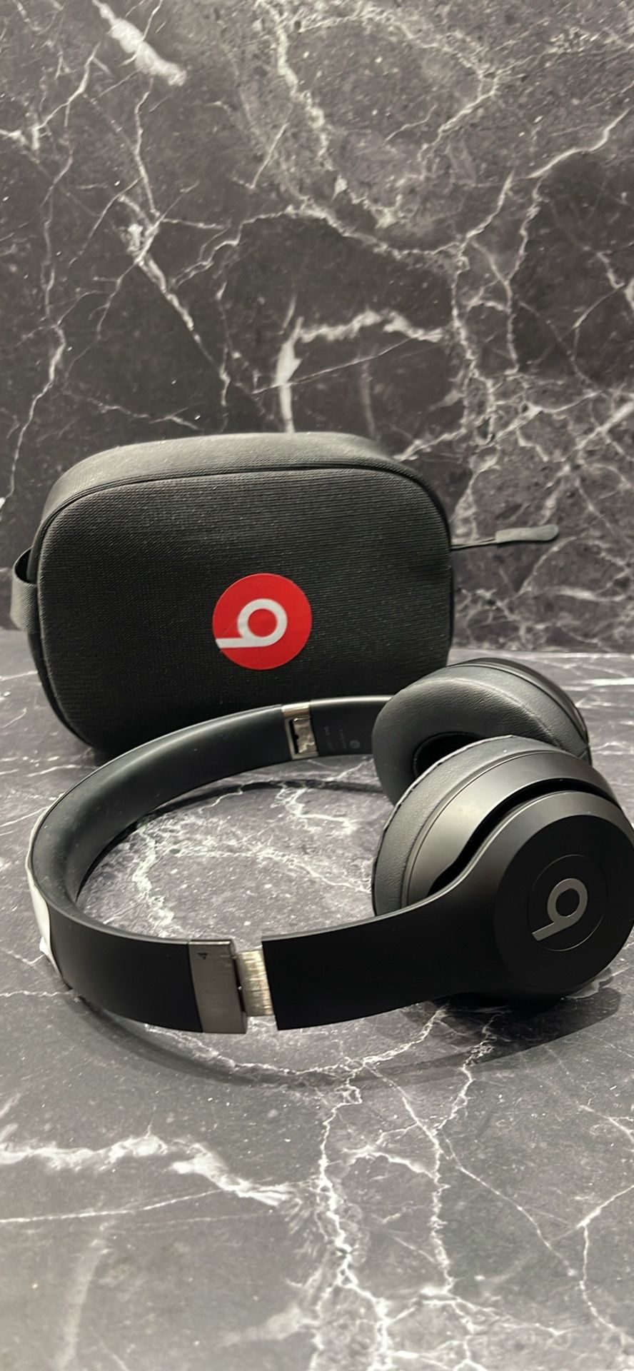 Beats Solo 4 