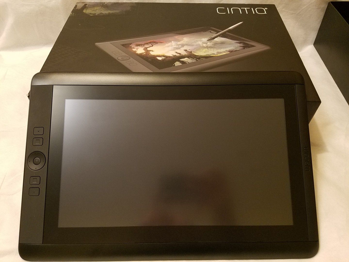 WACOM Cintiq 13hd dtk1300 dtk1301 art tablet monitor