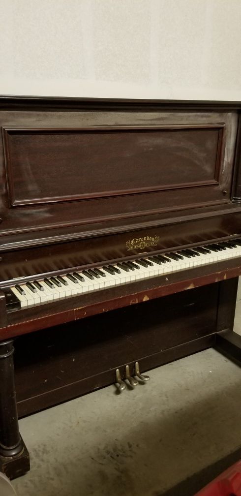 Clarendon upright piano. for Sale in San Diego CA OfferUp