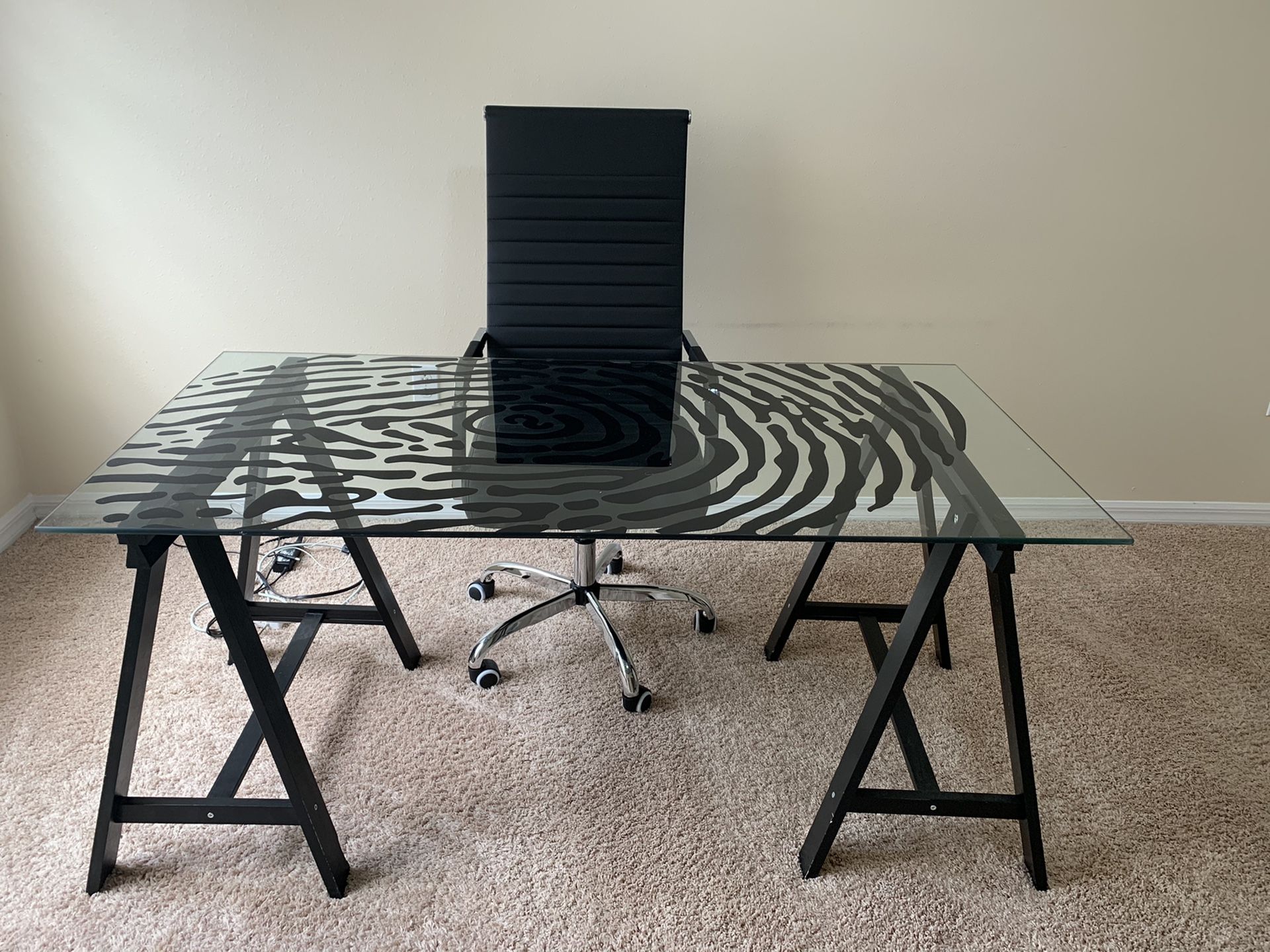 Brand new office chair with desk/table