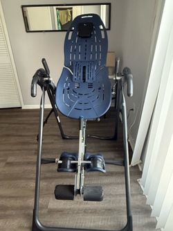 Inversion table