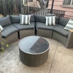 Half Moon Patio Sectional with table