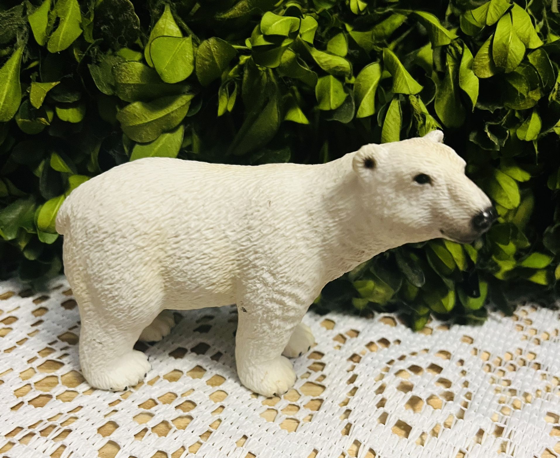 Retired Schleich 2011 Polar Bear Figure