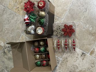 Christmas Ornaments New Red And Gold