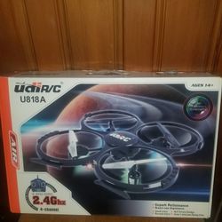 UDI R/C U818a 2.4Ghz drone  new in box in great condition 
Located in Brentwood for quick pick up,message me if you are interested,asking $80
Please 