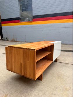 MASHstudios LAXseries Entertainment Shelf / Media Console – Solid Wood & White Aluminum