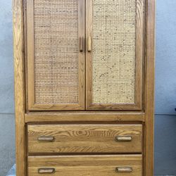 Armoire/storage/ Drawers 