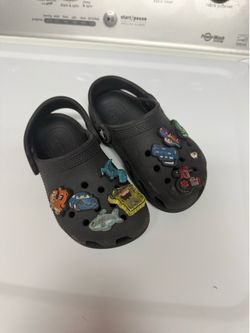 Toddler/Kids Black Crocs with Charms, Size 9c