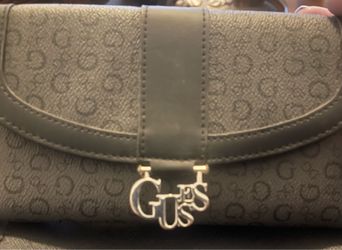 Guess wallet