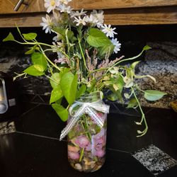 Different Live Ivy Floating Flower Vases