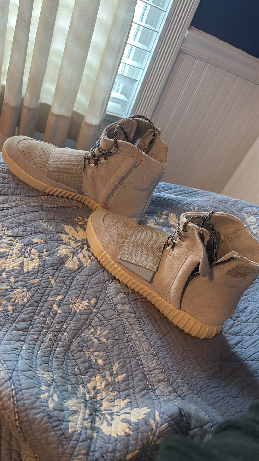 Adidas Yeezy 750 Boost Light Grey – Used