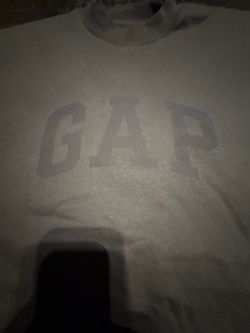 Large Yeezy Gap black shirt with white bird graphic and red beak,  with detachable shoulder pads #gap #kanye