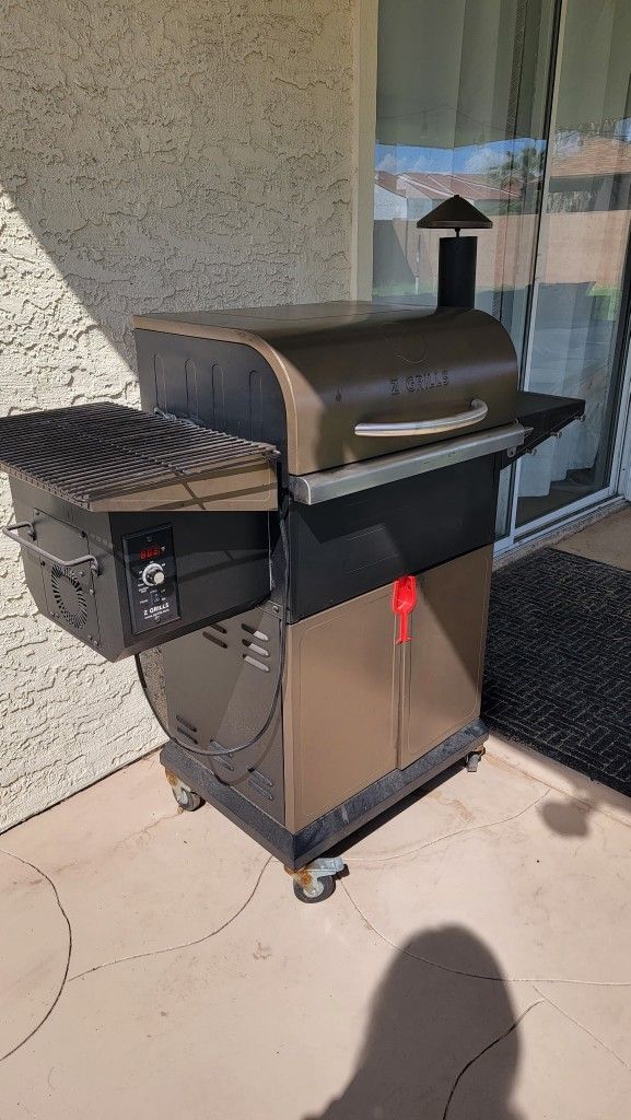 Pellet Smoker With Open Flame Add-on