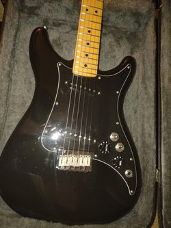 Newish Fender LEAD ll Soloist Guitar Pro fret-level setup Spa perfect now 449!